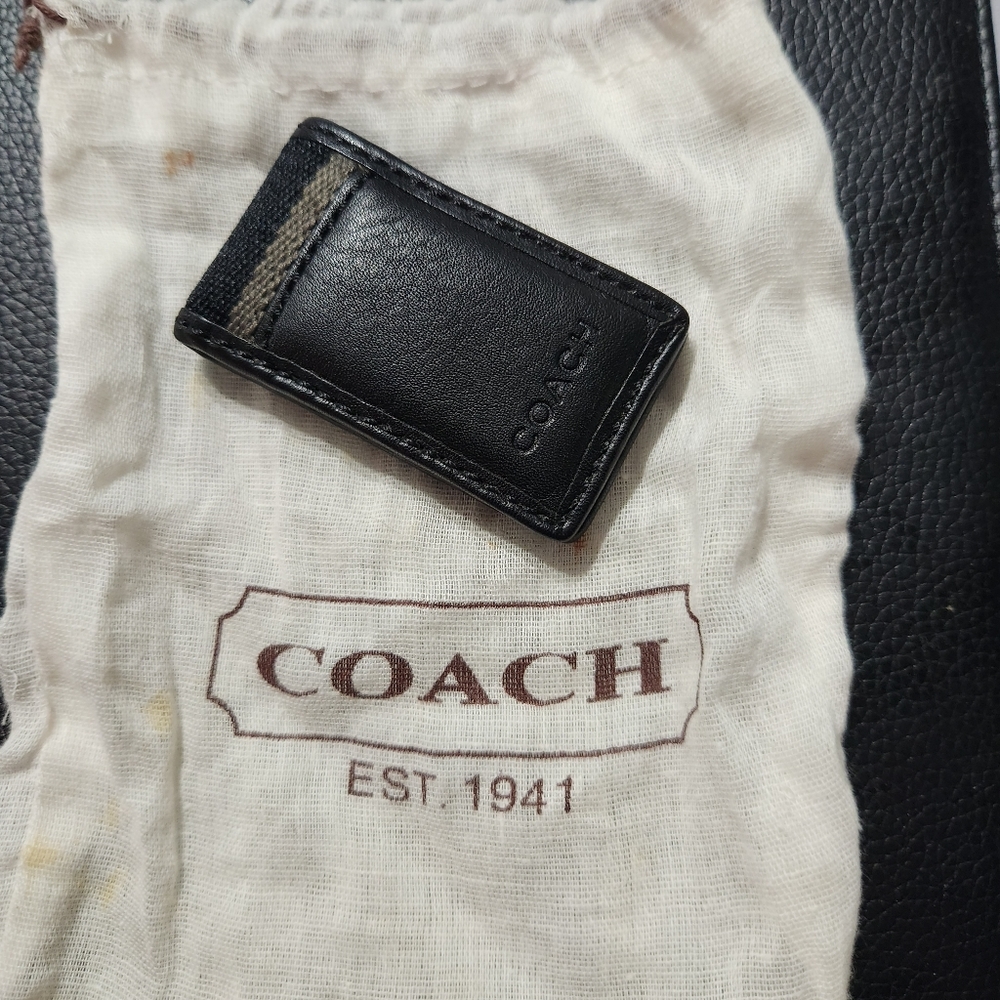 NWOT- Coach magnetic money clip